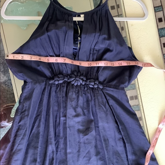 Dress - Picture 8 of 8